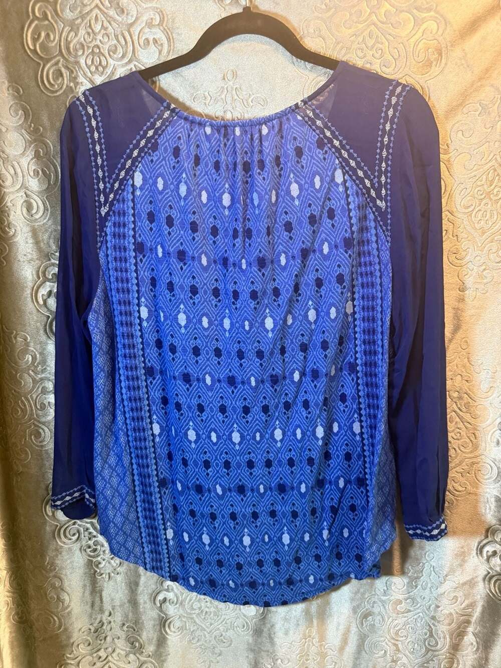 Lucky Brand Blue Embroidered Boho Peasant Blouse Size M - Picture 3 of 3